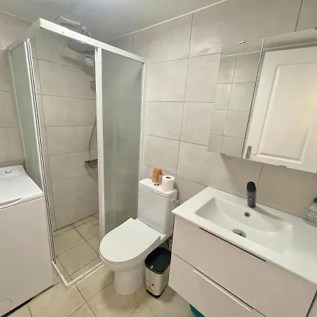 4 - Proche Centre Apartment